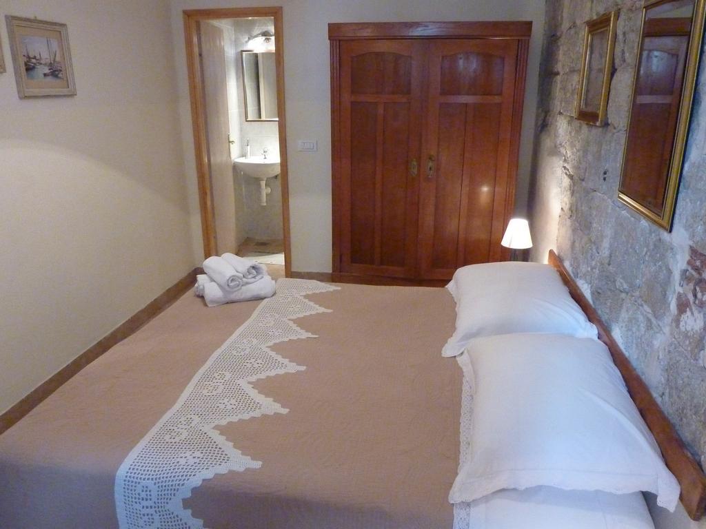 Authentic Mediterranean Apartment Split Pokoj fotografie